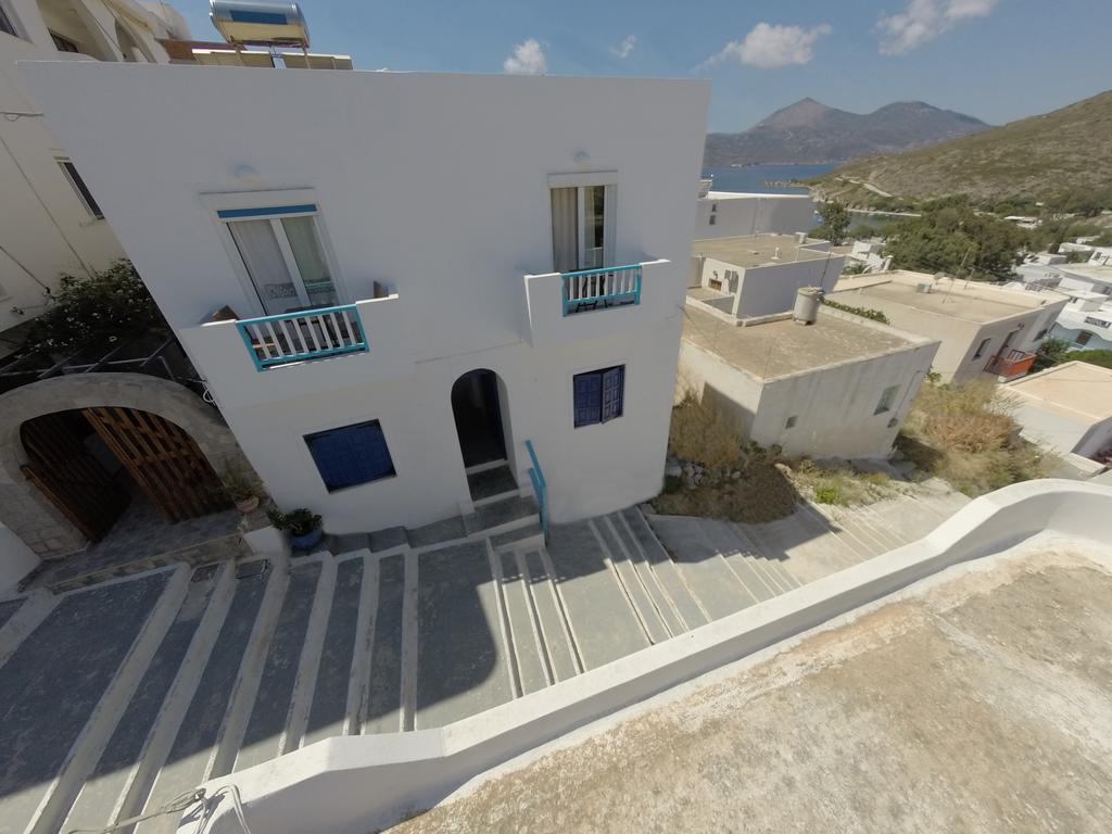 Bella Vista Hotel Adamantas  Exterior photo