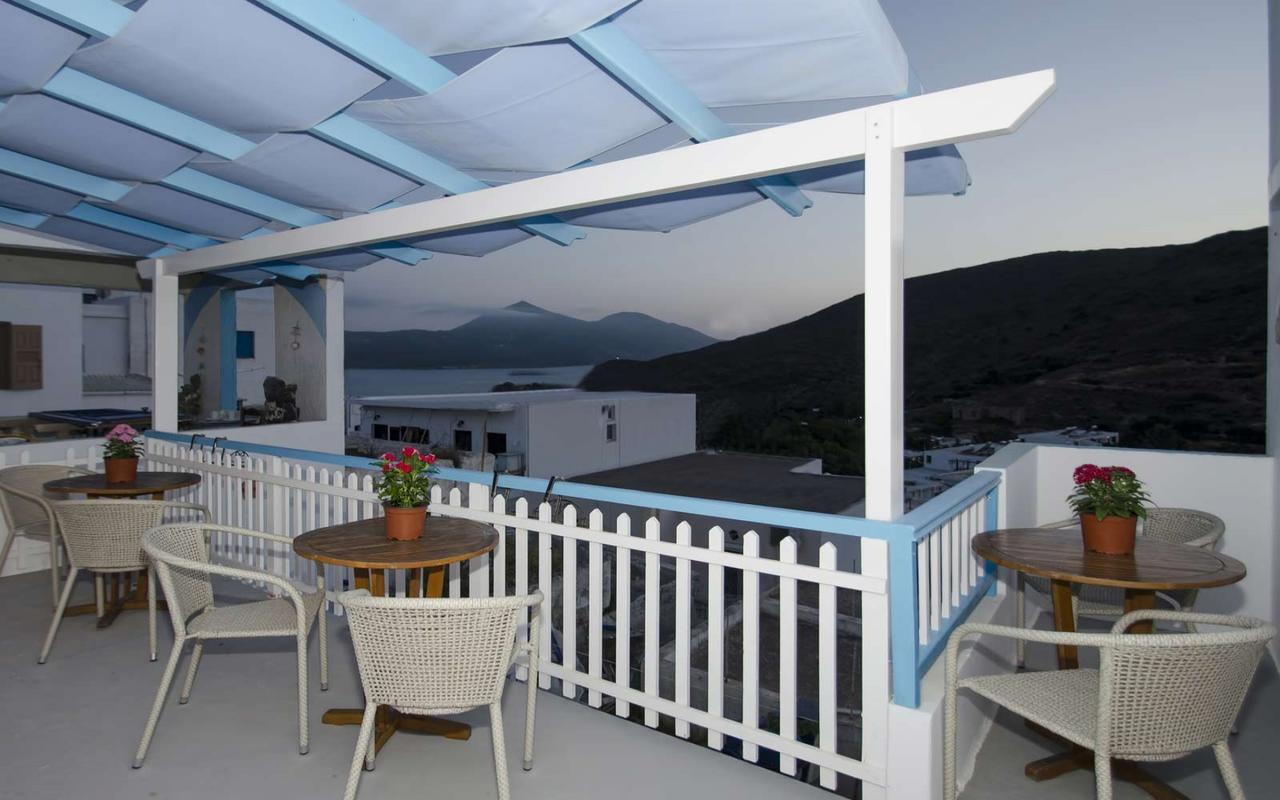 Bella Vista Hotel Adamantas  Exterior photo